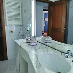 Azura Suite, Duplex Con 2 Da Letto Aria Condizionata, Wi-fi E 4 Letti 아파트 올비아